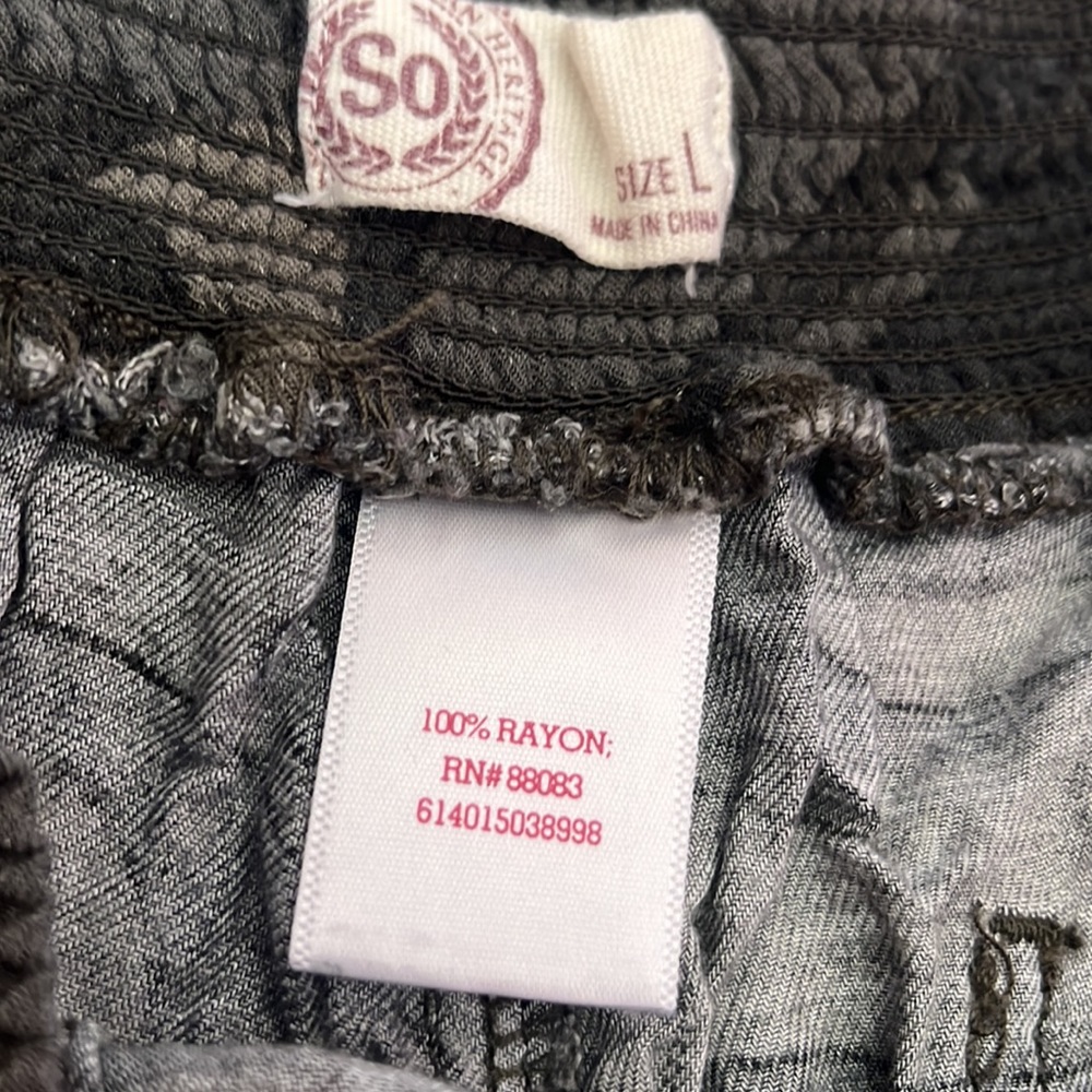 SO Army Green Jogger Pants Size Large - Picture 3 of 4